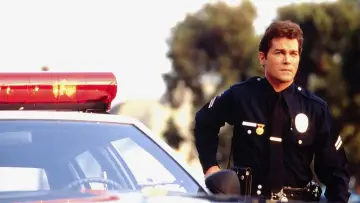 Backdrop to the movie "Unlawful Entry" #949611