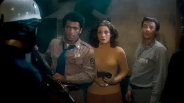 Backdrop to the movie "Assault on Precinct 13" #949887