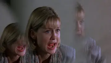 Backdrop to the movie "Candyman: Farewell to the Flesh" #1020759