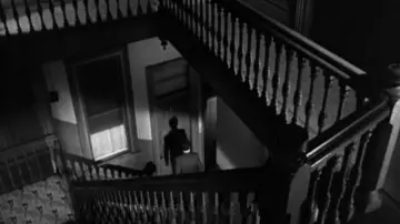 Backdrop to the movie "Kiss Me Deadly" #990576