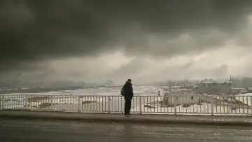 Backdrop to the movie "Climates" #1204320