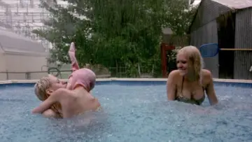 Backdrop to the movie "Gummo" #905976