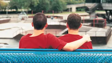 Backdrop to the movie "Beautiful Thing" #1032280