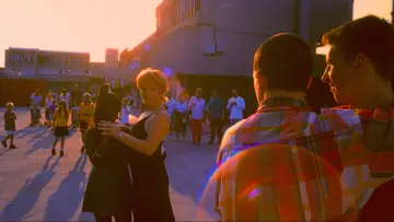 Backdrop to the movie "Beautiful Thing" #1032295