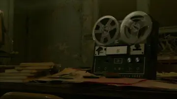 Backdrop to the movie "Session 9" #845503
