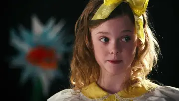 Backdrop to the movie "Phoebe in Wonderland" #1785557