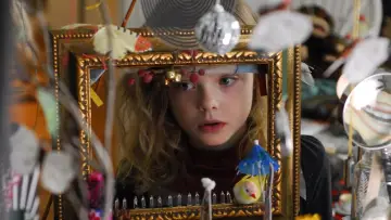 Backdrop to the movie "Phoebe in Wonderland" #1785562