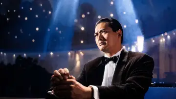 Backdrop to the movie "God of Gamblers