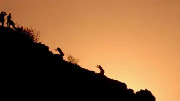 Backdrop to the movie "Lagaan: Once Upon a Time in India" #980463