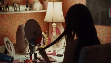 Backdrop to the movie "Jennifer