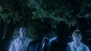 Backdrop to the movie "Graverobbers" #1898905