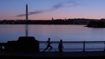 Backdrop to the movie "Captain America: The Winter Soldier" #613495
