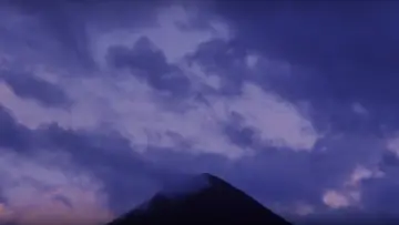 Backdrop to the movie "Pastoral: To Die in the Country" #1035256