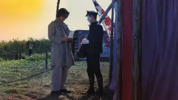 Backdrop to the movie "Pastoral: To Die in the Country" #1634137