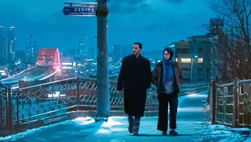 Backdrop to the movie "Winter in Sokcho" #532542