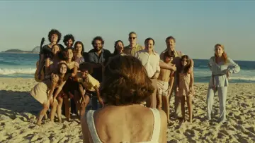 Backdrop to the movie "I