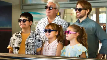 Backdrop to the movie "Summer Vacation" #1028557