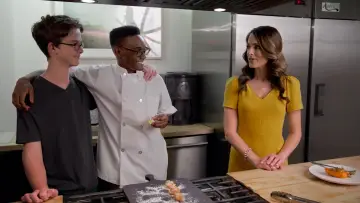 Backdrop to the movie "May Contain: My Life" #1790717