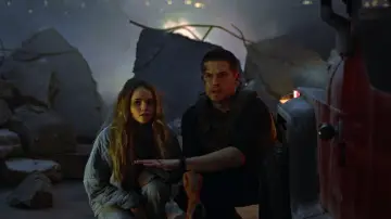 Backdrop to the movie "Aftermath" #625696