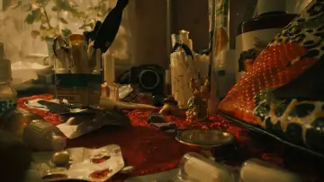 Backdrop to the movie "Demons" #1295105