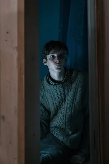 Poster to the movie "The Holy Boy" #908394
