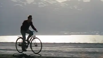 Backdrop to the movie "The Secret Life of Walter Mitty" #637294