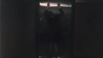 Backdrop to the movie "Door III" #766763