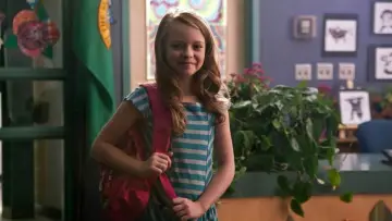 Backdrop to the movie "An American Girl: McKenna Shoots for the Stars" #1171015