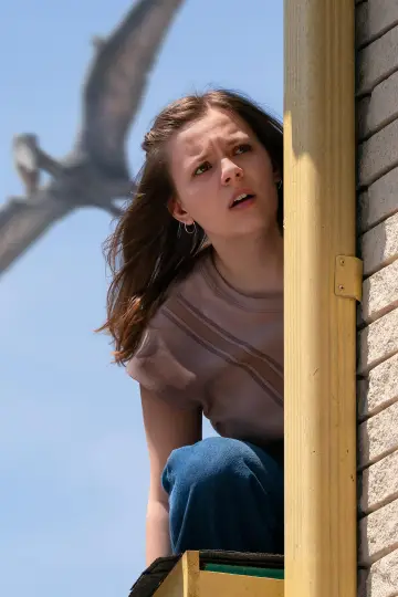 Poster to the movie "The End of Oak Street" #1653687