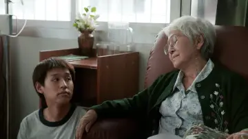 Backdrop to the movie "How to Make Millions Before Grandma Dies" #479302