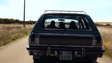 Backdrop to the movie "Honeymoon" #353414