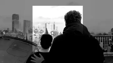 Backdrop to the movie "LOUD silence" #1650346