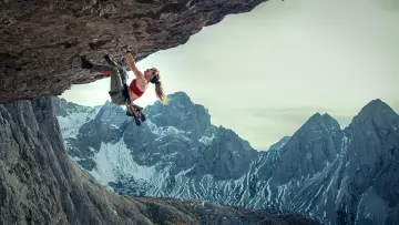 Backdrop to the movie "Cliffhanger" #614169
