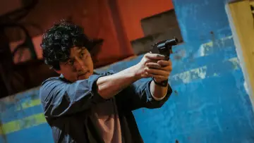 Backdrop to the movie "Yadang: The Snitch" #524967