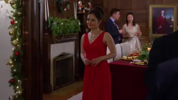Backdrop to the movie "A Royal Date for Christmas" #1858429