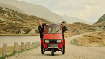 Backdrop to the movie "Bonjour Switzerland" #758004