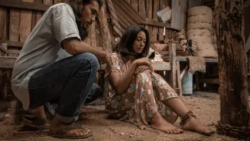 Backdrop to the movie "Women from Rote Island" #1053880