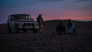 Backdrop to the movie "Hobal" #1899305