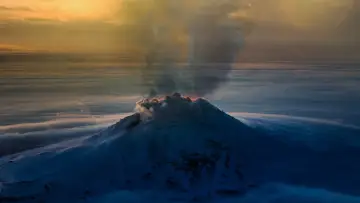Backdrop to the movie "Explorer: Lake of Fire" #1691652