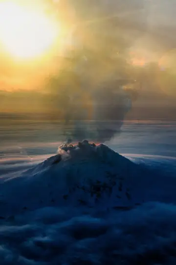 Poster to the movie "Explorer: Lake of Fire" #1691660