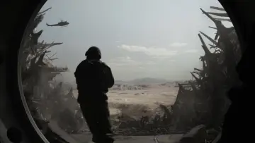 Backdrop to the movie "Godzilla" #613104
