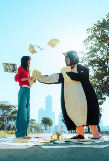 Poster to the movie "Penguin Girl" #918415
