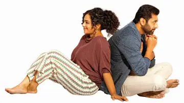 Backdrop to the movie "Kadhalikka Neramillai" #1528175