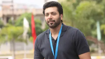 Backdrop to the movie "Kadhalikka Neramillai" #1528197