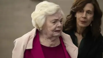 Backdrop to the movie "Eleanor the Great" #527596