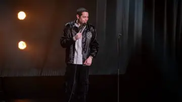 Backdrop to the movie "Pete Davidson: Turbo Fonzarelli" #195863