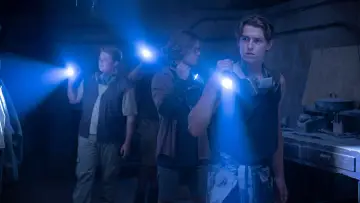 Backdrop to the movie "The Three Investigators: Isle of Death" #538805