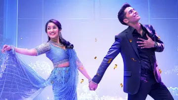 Backdrop to the movie "Nilavuku En Mel Ennadi Kobam" #1567561