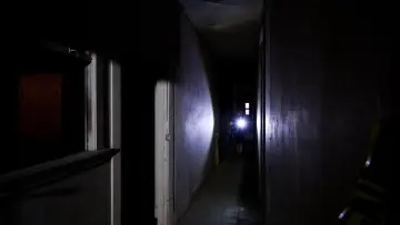 Backdrop to the movie "The Last Five Days: The Freak Building" #1807942
