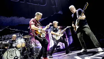Hombres G: 40 años y seguimos empezando Poster
